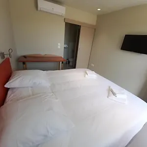 Hotel La Croix De Mille